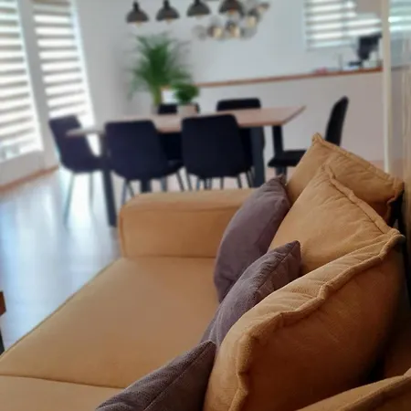 アパート Blick Ins Gruene *