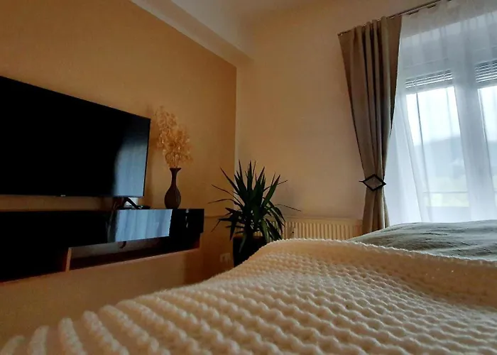 Blick Ins Gruene Apartament